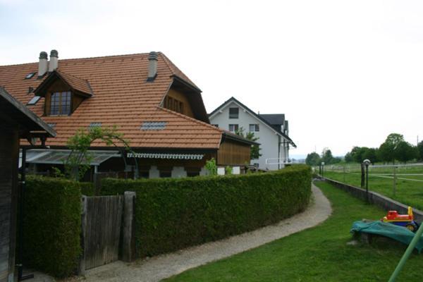 Apartment Simcha Niederwichtrach Kültér fotó