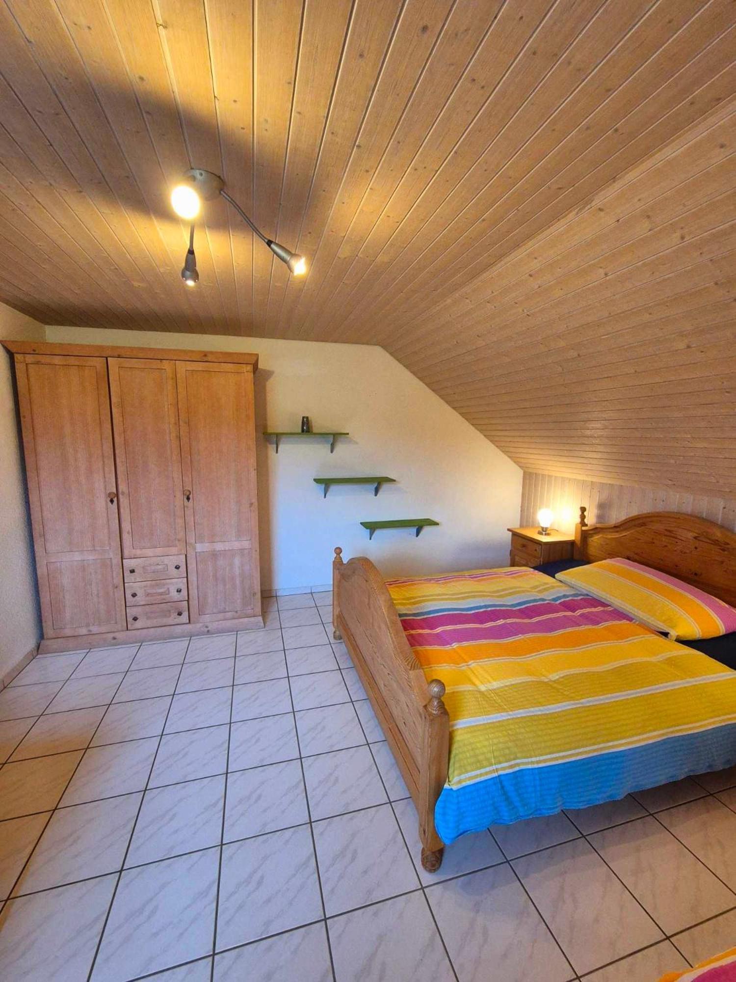 Apartment Simcha Niederwichtrach Kültér fotó