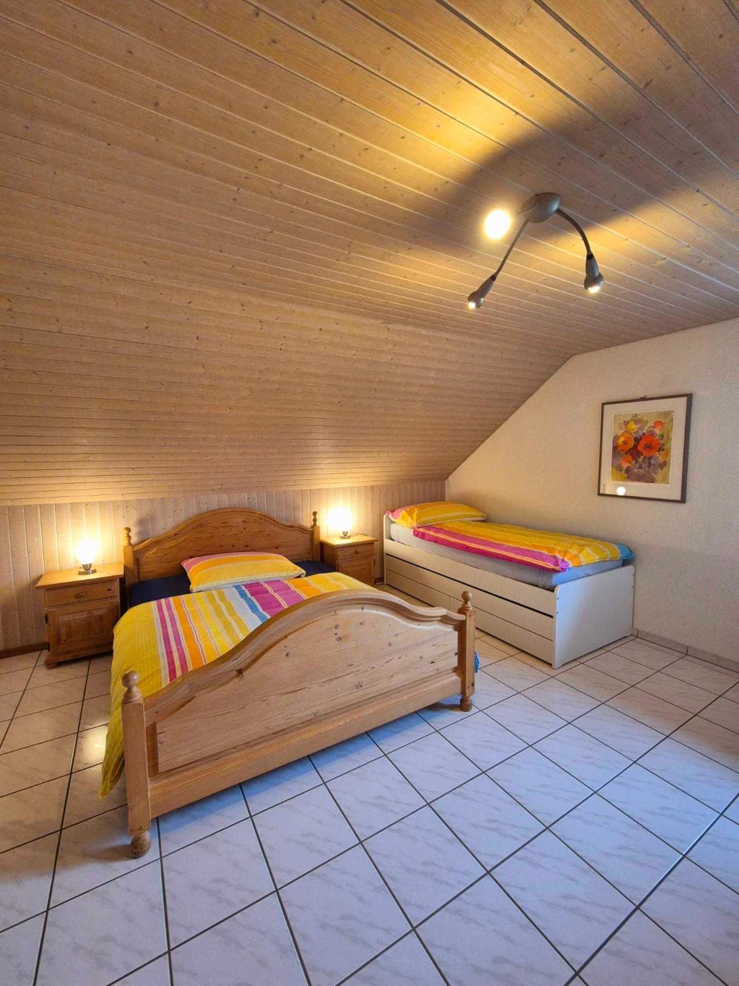 Apartment Simcha Niederwichtrach Kültér fotó